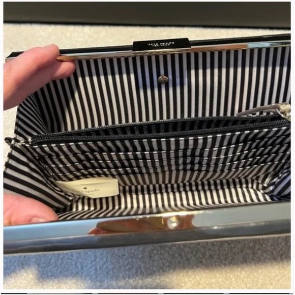 Kate spade book of the month great expectations clutch purse bag nwot - Picture 6 of 8